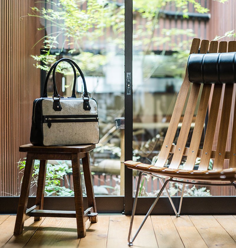 KIKI Boston Bag - Coquette Online Shop