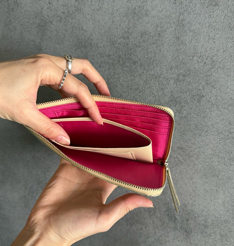 L Zip Wallet | 「眩（Gen）」華やかな輝きを纏ったコンパクト長財布 - Coquette Online Shop