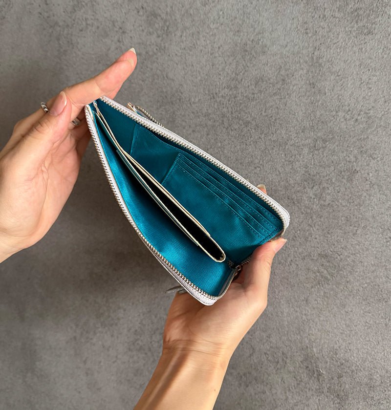 L Zip Wallet | 「眩（Gen）」華やかな輝きを纏ったコンパクト長財布 - Coquette Online Shop