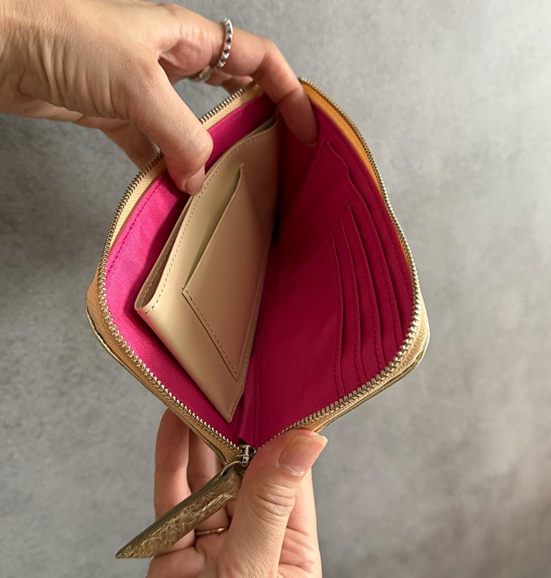 L Zip Wallet | 「眩（Gen）」華やかな輝きを纏ったコンパクト長財布 - Coquette Online Shop