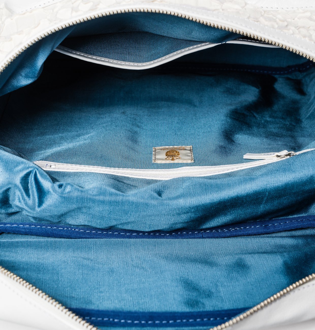 Akira アキラ - Coquette Online Shop