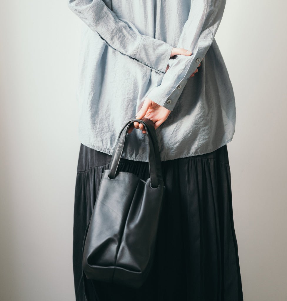 Robin 巾着バッグ シャークグレー - Coquette Online Shop