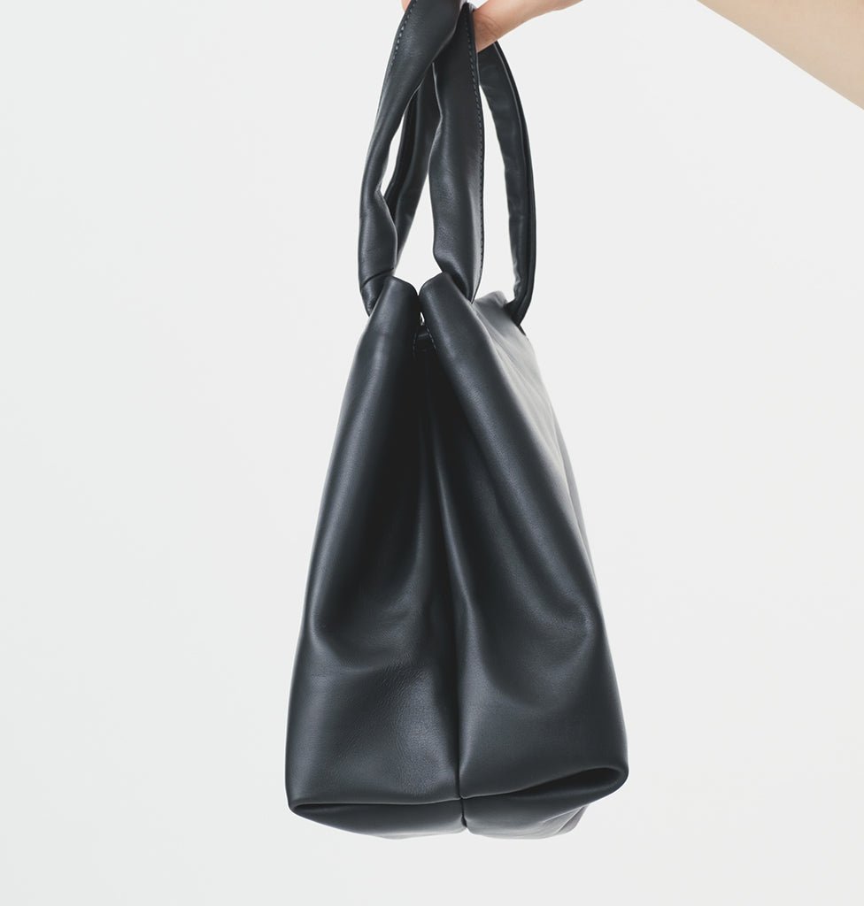 Robin 巾着バッグ シャークグレー - Coquette Online Shop